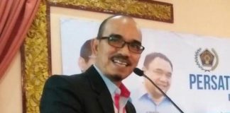Ketua PWI Sumbar, Heranof Firdaus
